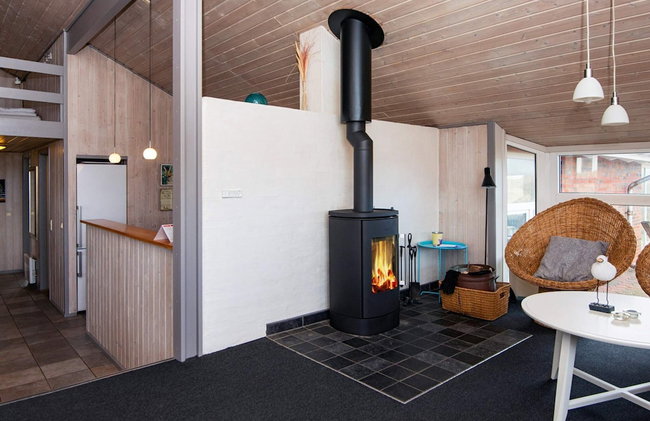 4 Star Holiday Home in Henne - Foto 8