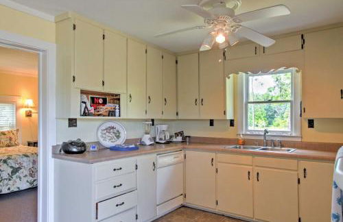 Secluded and Quiet Coastal Home 1 Mile to Boat Ramp - Foto 3