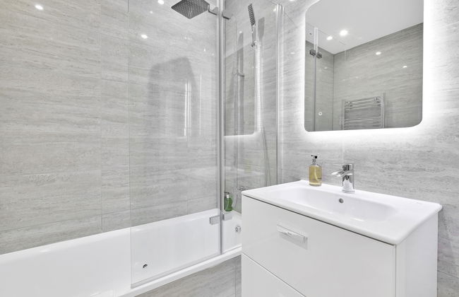 Crown Place 2 & 3 Bedroom Luxury Apts - Foto 30