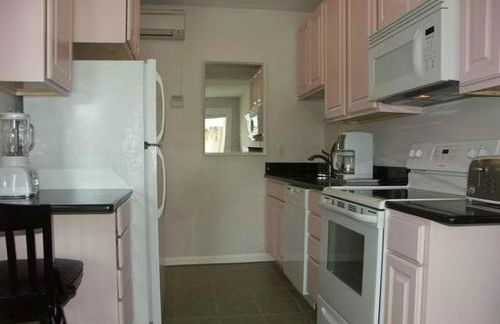 Flagler Beach Motel and Vacation Rentals - Photo 34