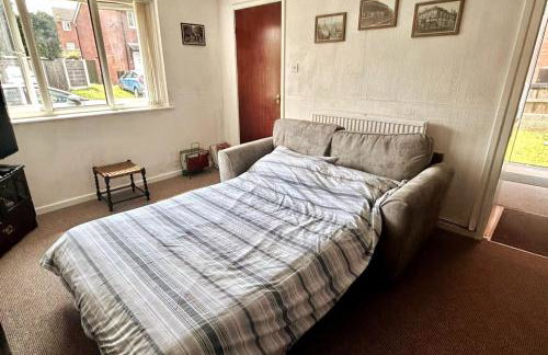 Oldham Bungalow Retreat: 2BD Peaceful Comfort - Foto 20