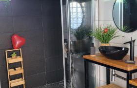 Villa piscine balnéothérapie et jacuzzi entièrement privée - Foto 5