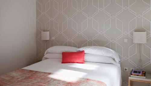 60 Balconies Art - Photo 5