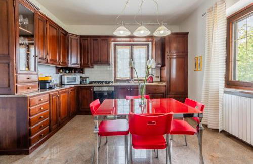 Panorama Villa Nestled Among the Vineyards Langhe - Foto 18