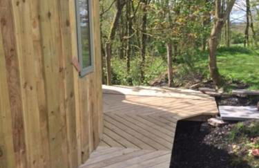 The Roundhouse - Unique space nestled in the trees - Photo 6