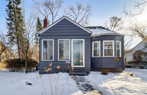 Families Welcome! Colorful Berkley Home with Yard - Foto 2