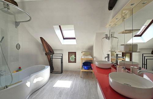 Magnifique villa en pierres au cœur de Saint Antonin Noble Val - Piscine et jardin privés -10 personnes - Foto 11