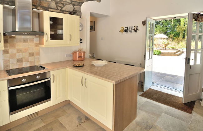 Parc-yr-Hebog - Photo 10