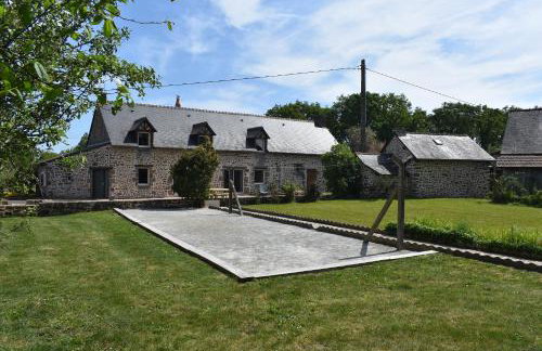 Gîte La Mancellière - Maison familiale 12-15 pers, grand jardin, jeux & pétanque - Pleine nature - Foto 5
