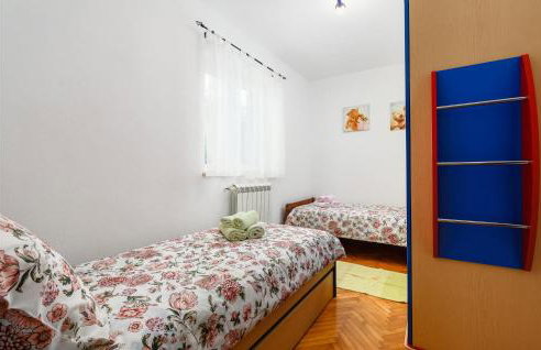 4 Bedroom Stunning Home In Jurani - Foto 22