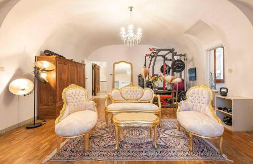 Majestic Villa in Hills of Florence with Gardens Gym Jacuzzi and Sauna - Foto 27