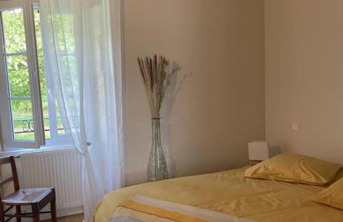 Maison de Charme avec Jardin à Jayac - FR-1-616-465 - Foto 14