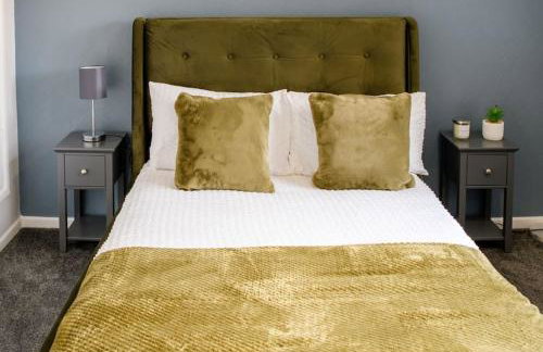 Stylish Two-bed House Birmingham with Parking - Foto 24