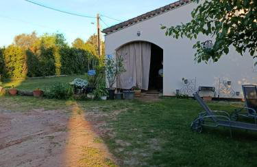 Le Chausse à Brès Chambre d'hôtes 2 - Foto 1