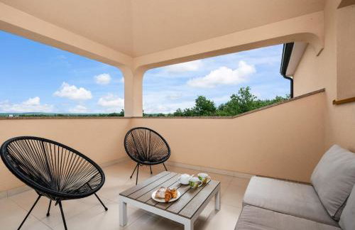 Holiday Home Mla i - Three Bedroom Holiday Home with Pool - Photo 10