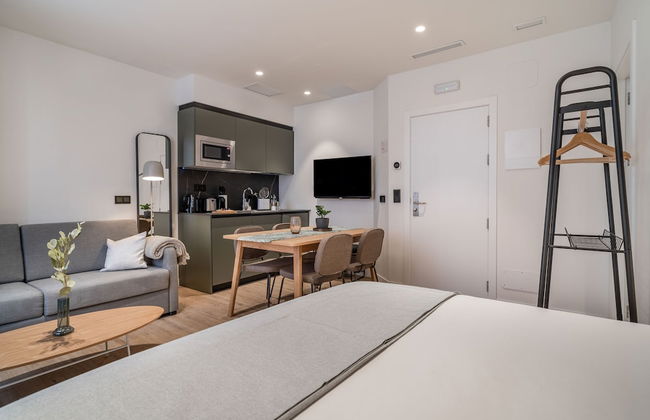 Limehome Vitoria Palacio Álava-Velasco - Foto 2