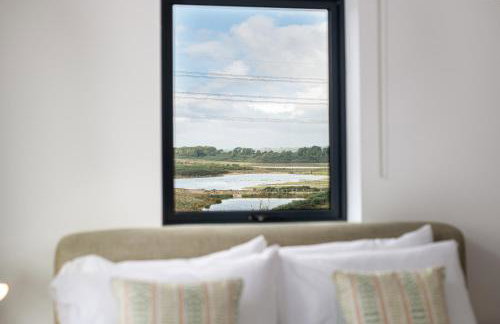 Meadow Hare SV06 Silverlake Dorset - Photo 10