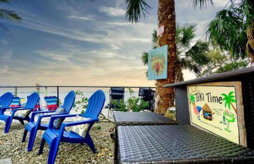 Gorgeous Waterfront! Mermaid's Retreat Wows! - Foto 22