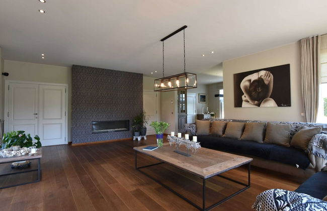 Tasteful Mansion in Lichtervelde with Hot Tub - Foto 12