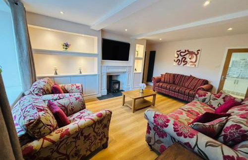 The Galloway Steading: Countryside Family Retreat with Sauna and Hot tub - Foto 1