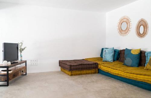 Charming Villa in El Vendrell + Pool - Foto 24