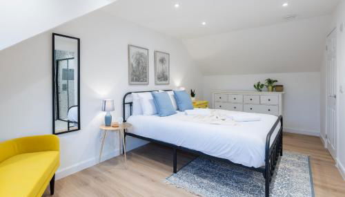 The Pinkish House - 4 bed home in the town centre - Foto 3