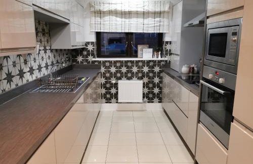 Riverside Cockatoo's Cottage Charming 3 Bed Retreat for up to 10 Guests - Foto 37