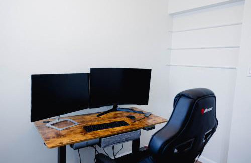 Rainforest Retreat 20m to NYC Parking Sleeps 25 - Foto 54