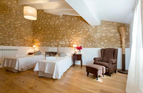 Masía La Torre Historia Encanto y Naturaleza a Solo 10 Minutos de Sitges Gran comodidad, Vista a los Viñedos en un pueblo autentico - Foto 42