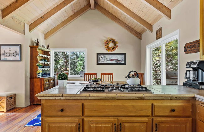 Bearfoot Lodge Near Hiking & Skiing! - Foto 15