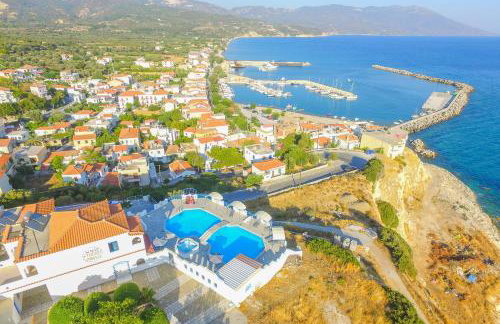 Pavlis Studios Ormos - Photo 1