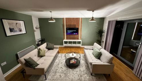 Long Stay - Free Parking - Contractors - Train Station - Students - Foto 1