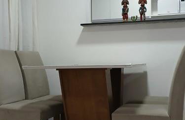 FLAT ACONCHEGANTE poucos min da praia - Foto 38