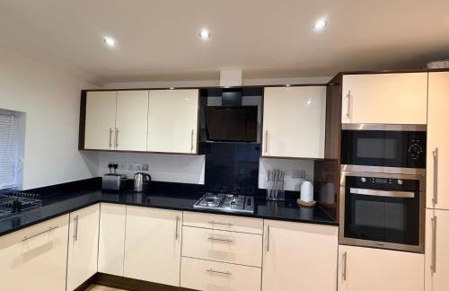 Sleek Modern 2BDR Flat in Charming Pinner - Foto 8
