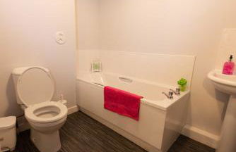 PREMIER - Wishaw En-Suite Apartment - Foto 15