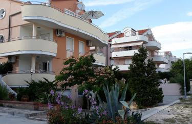 Marina & Luka - Foto 2