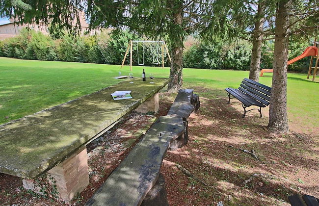 Cottage in Urbania With Pool & Terrace - Foto 31