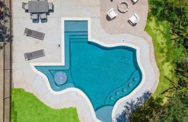 Tranquil Home with Private, Texas-Shaped Pool - Foto 9