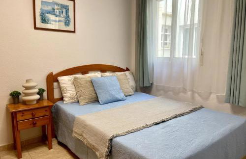 Beachfront apartment, sea view, pool, close to bars and restaurants - Photo 24
