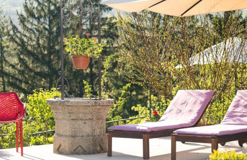 Captain's Villa with Swimming Pool - Photo 14