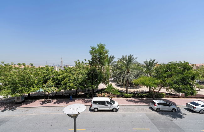 Marco Polo - Spacious Studio Lush View - Photo 35