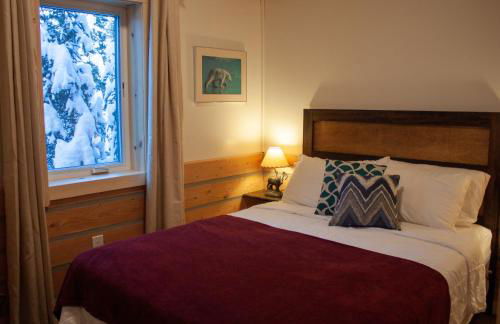 Denali Wild Stay - Moose Cabin, Free Wifi, 2 private bedrooms, sleep 6 - Photo 18