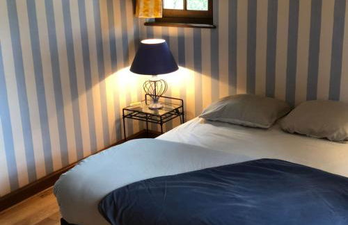 Évasion champêtre : Maison avec piscine, tennis, et étang au cœur de 50 hectares de forêt - FR-1-410-307 - Photo 22