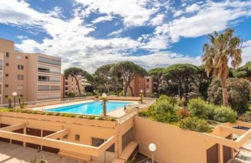 Studio terrasse au Port dHyères, Piscine, parking - Foto 10