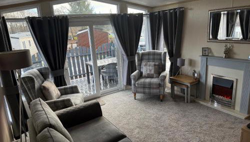 Freedom Lodge-Aviemore with FREE Starlink Superfast broadband 150mbps - All bedding and towels included - Pet Free - Foto 2