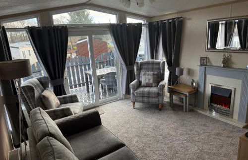 Freedom Lodge-Aviemore with FREE Starlink Superfast broadband 150mbps - All bedding and towels included - Pet Free - Foto 2