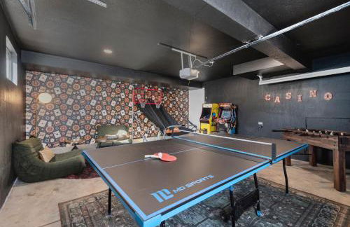 Backyard Movie, Hot Tub & 2 Game Rooms - Foto 3