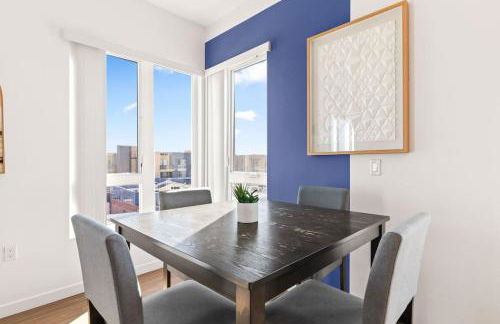 Spacious 1-BD with Stunning City Views in DTLA - Foto 8