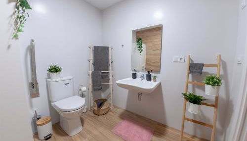 Artistic Digital Retreat-Great Location Near Metro - Foto 5, towels