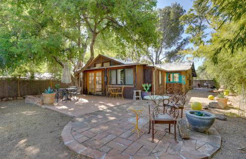 Patagonia Cottage with Patio and Yard Walk to Town! - Foto 1